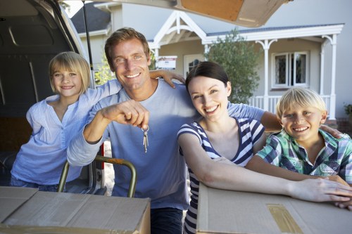 Business and home transport service in Harmondsworth