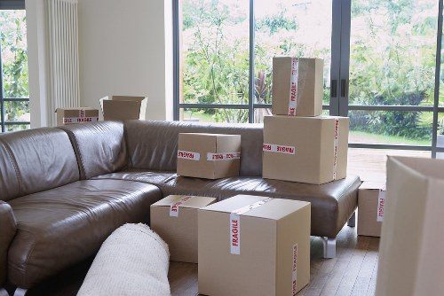 Measuring household items for a load-based storage price estimate